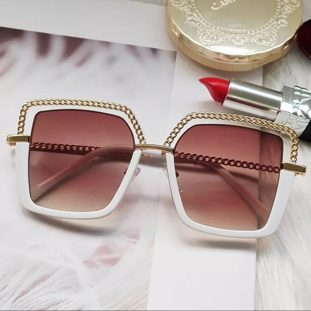 🆕 Square Chain Frame Sunglasses - image 4